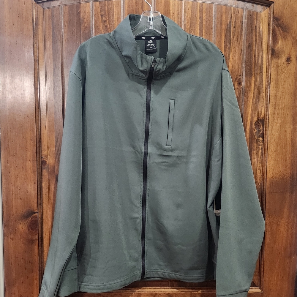 Green Lightweight Shirt Jacket with Relaxed Fit